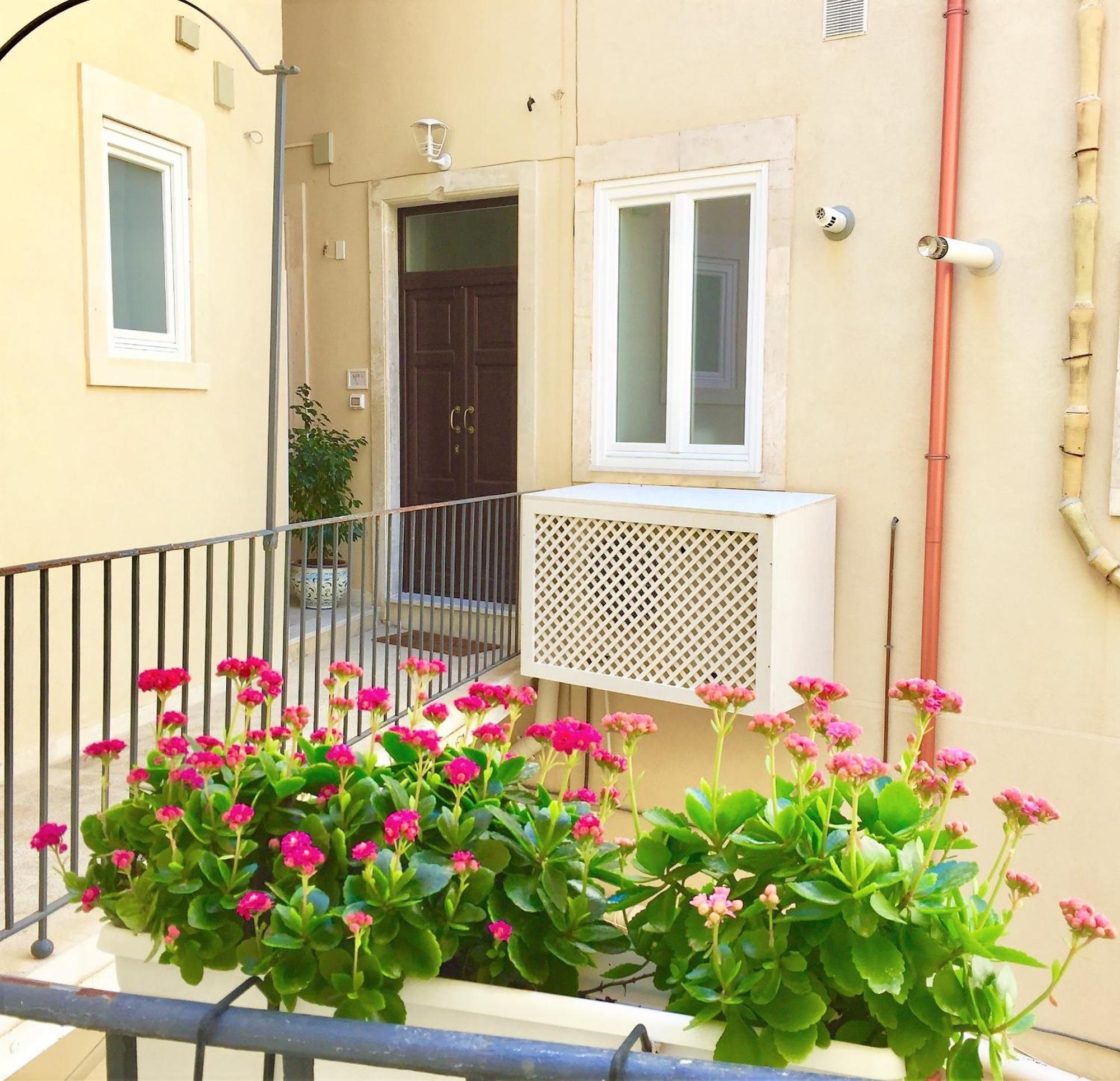 Suite 18, Casa Di Charme In Ortigia シラクーサ エクステリア 写真